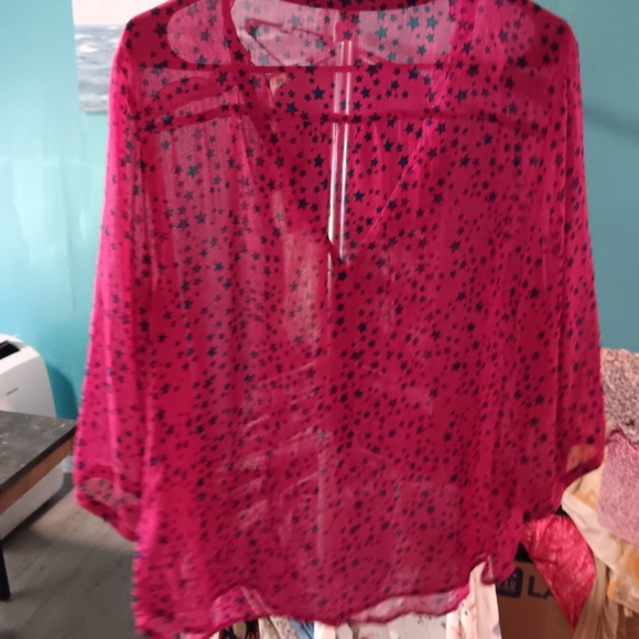Old Navy Pink Sheer Star Blouse - Picture 8 of 8